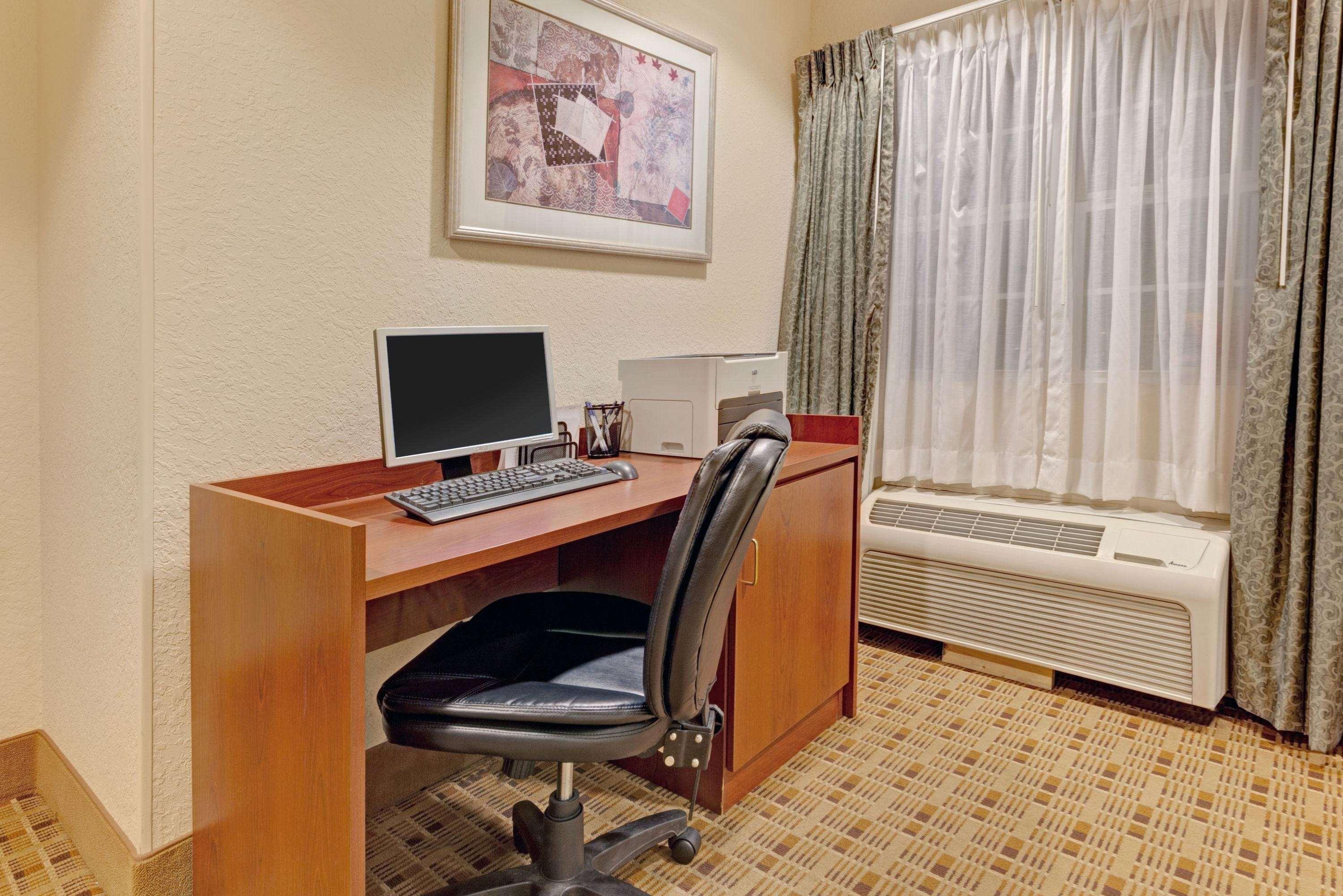 Microtel Inn & Suites By Wyndham Джаспър Екстериор снимка