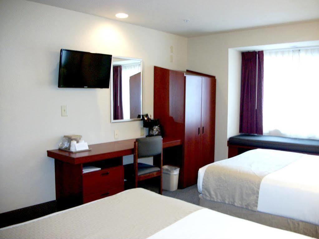 Microtel Inn & Suites By Wyndham Джаспър Екстериор снимка